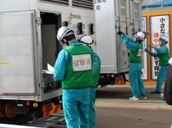 高圧発電機車からの受電の様子