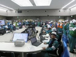 免震重要棟での指揮命令訓練