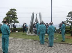 苅田社長による「誓いの鐘」鐘鳴