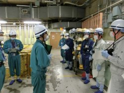 現場確認の様子