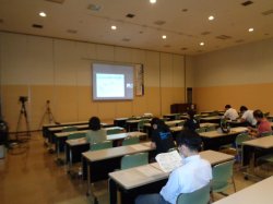 中部会場での研修風景